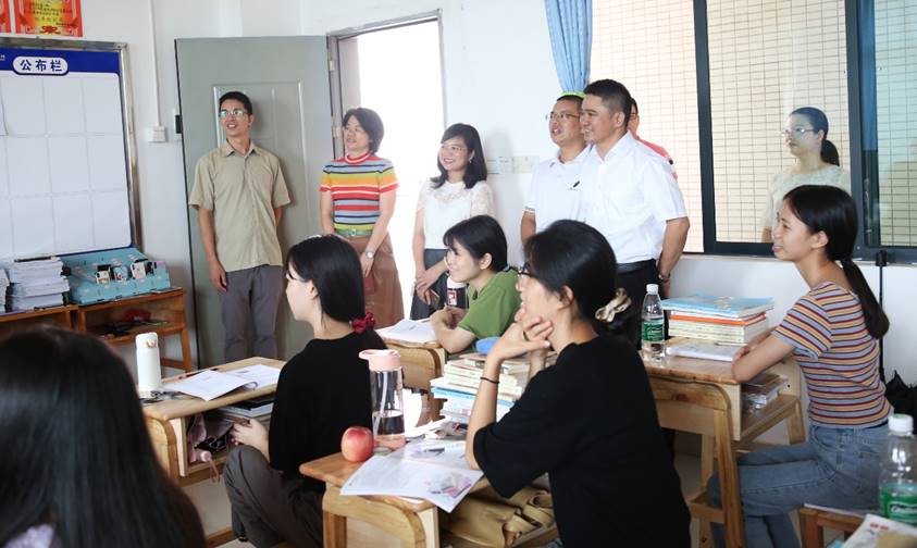 说明: F:\学校电脑数据\2、高职专业学院\教学检查\学院领导到河源理工学校调研高职专业学生返校复学工作20200603\2020年9月教学检查(2020-9-18)\IMG_7230.JPG 说明: F:\学校电脑数据\2、高职专业学院\教学检查\学院领导到河源理工学校调研高职专业学生返校复学工作20200603\2020年9月教学检查(2020-9-18)\IMG_7230.JPG